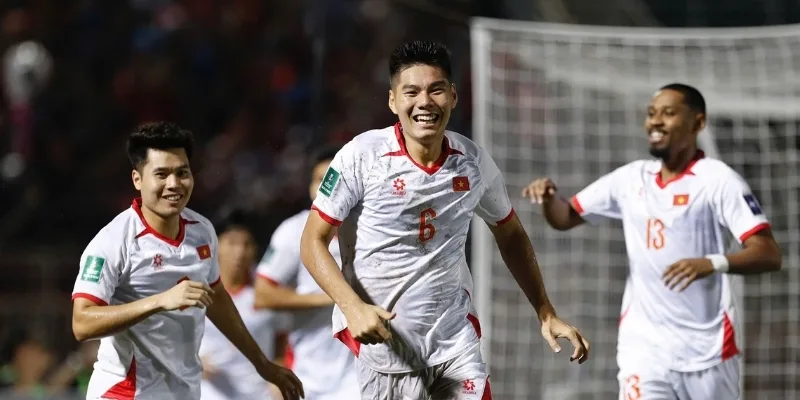 Phân tích đội trưởng tuyển việt nam