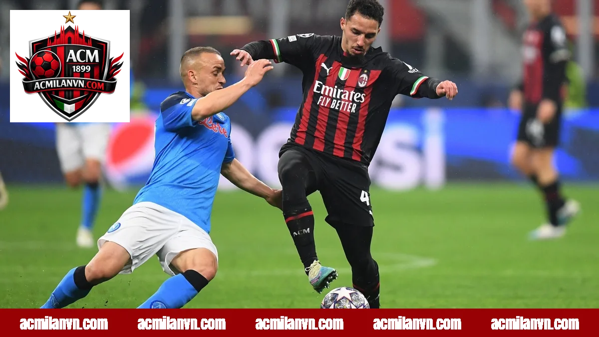 Cầu thủ AC Milan thi đấu trong một trận đấu tại San Siro